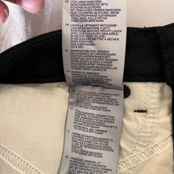 NYDJ Ami Skinny High Rise Denim Lift Tuck Jeans in Black Size 8 - Picture 6 of 8